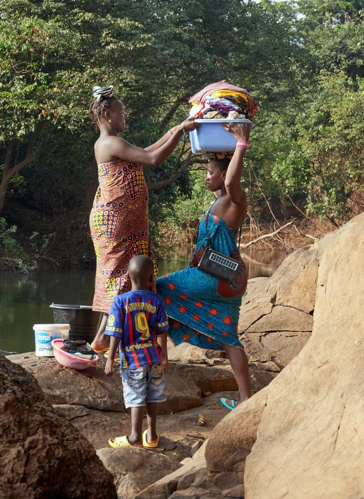 Au point d'eau de Loubeya [Guinée] - 2024 