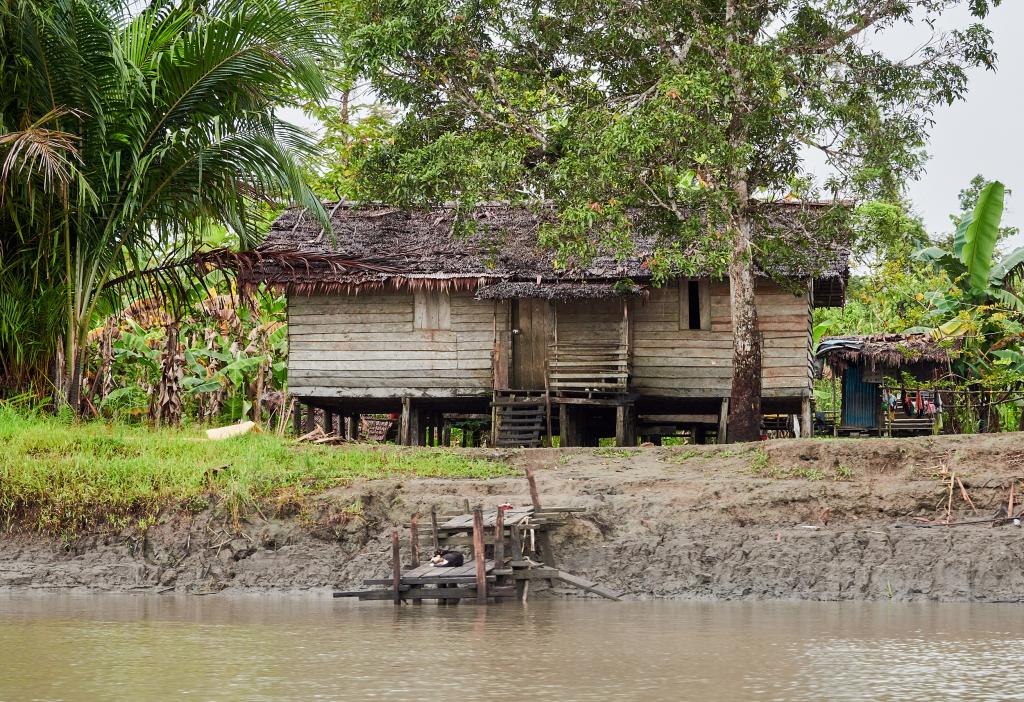 En territoire Asmat, une église [Papouasie indonésienne] - 2025 
