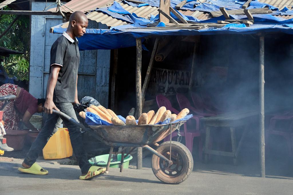 Livreur de pain à Kindia [Guinée] - 2024