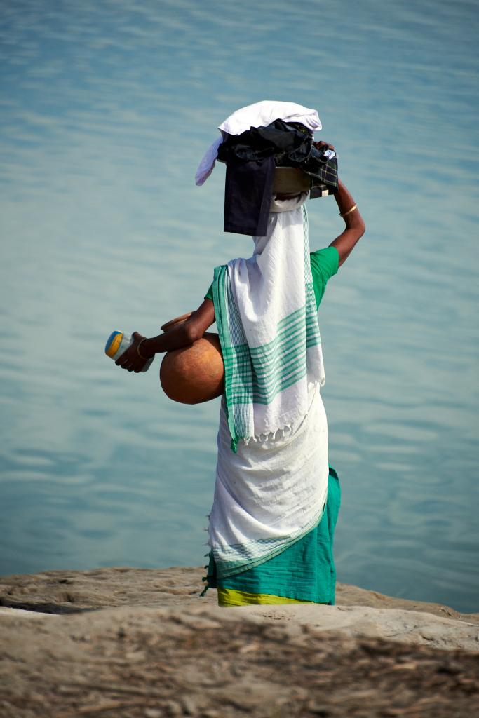 Lavage du linge [Majuli, Assam, Inde] - 2023 