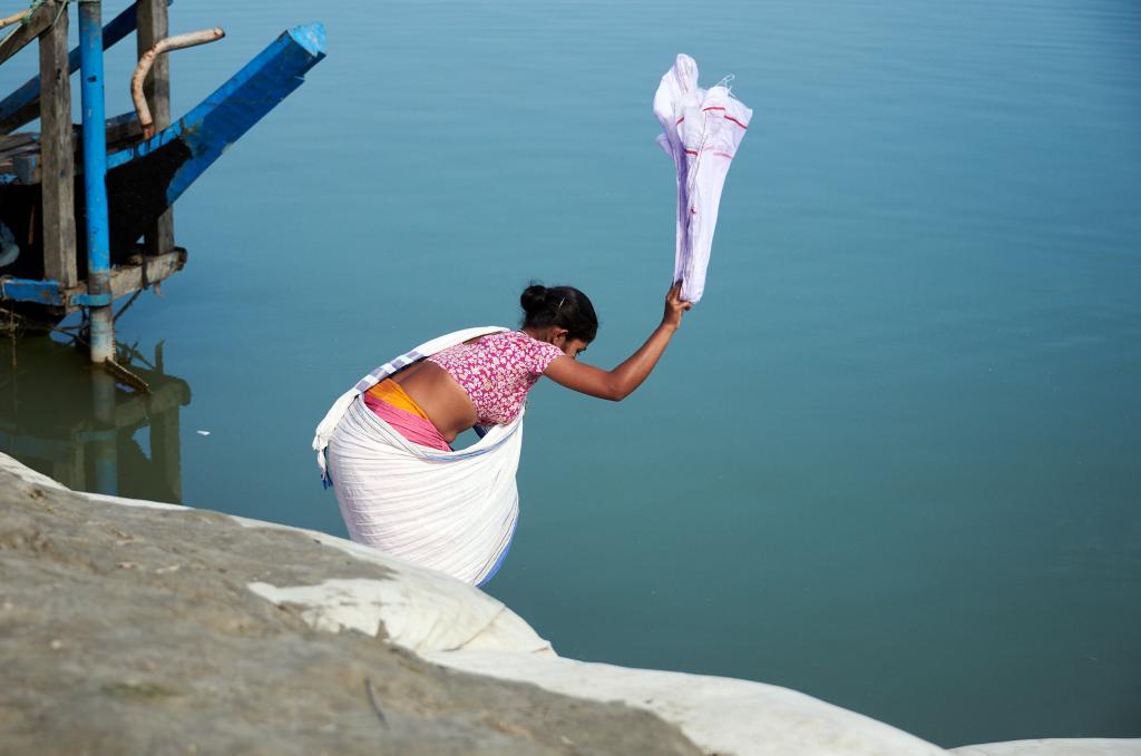 Lavage du linge [Majuli, Assam, Inde] - 2023 