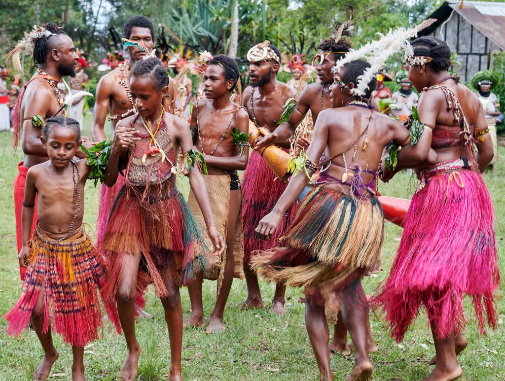 Paiya show, tribu de la région côtière de Madang [Papouasie Nouvelle Guinée] - 2024