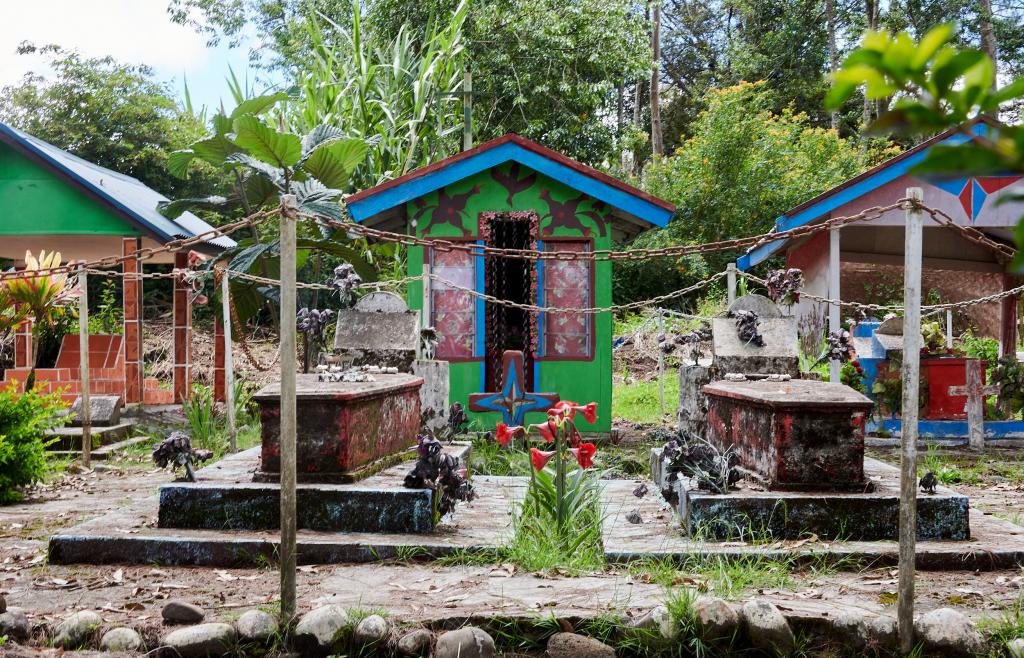 Région de Tambul, cimetière, Hautes-Terres [Papouasie Nouvelle Guinée] - 2024 