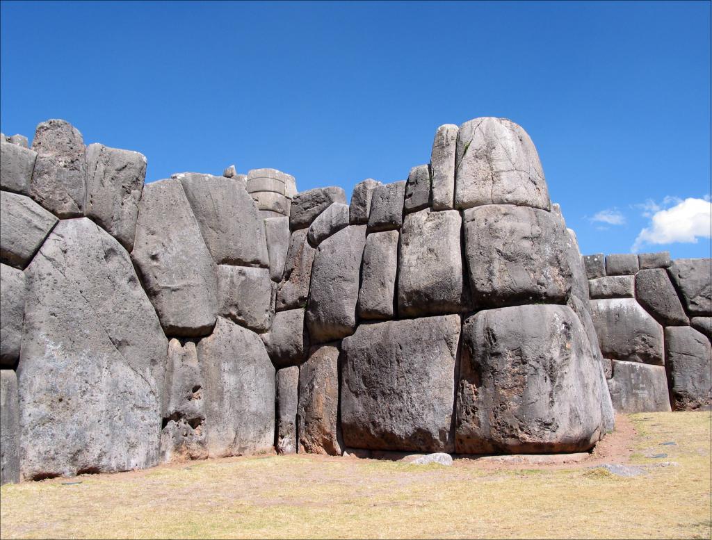 Sacsayhuaman [Pérou] - 2004