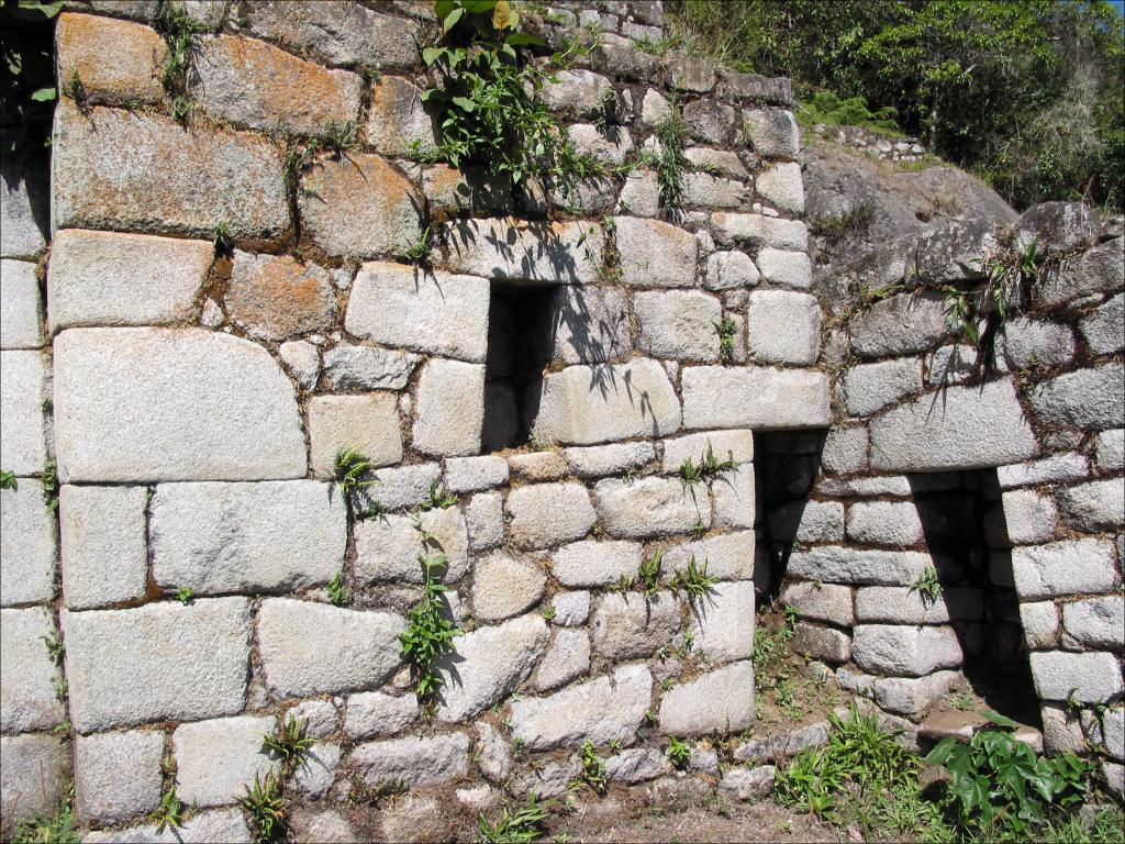 Le temple de la lune, Machu Picchu [Pérou] - 2004