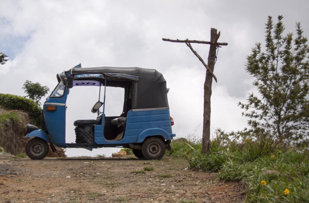 Tuk tuk au bord du ciel, Nuwara Elya [Sri Lanka] - 2016