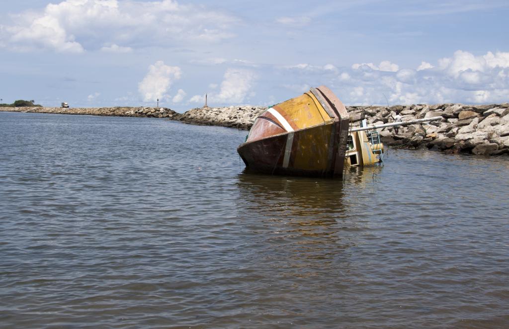 Bateau échoué à Beruwala [Sri Lanka] - 2016