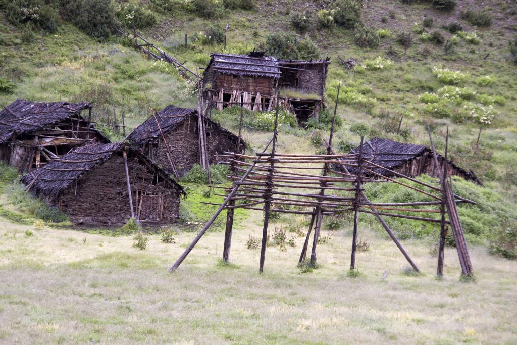 Ngadre Shag, abris pour les semi-nomades, Pays de Kham, ancien Grand Tibet [Chine] - 2014