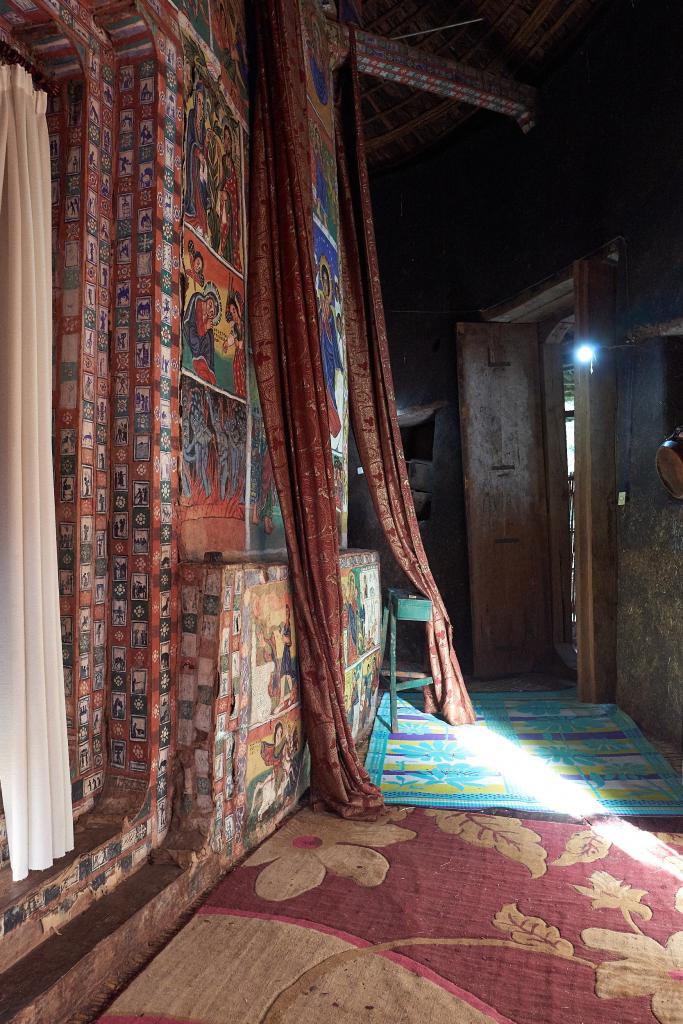 Dans l'église Azewa Mariam, lac Tana [Ethiopie] - 2019