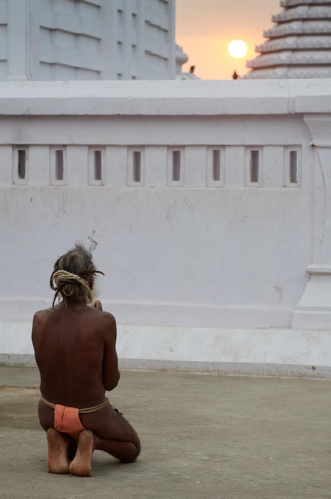 Temple Joranda [Orissa, Inde] - Prière du soir