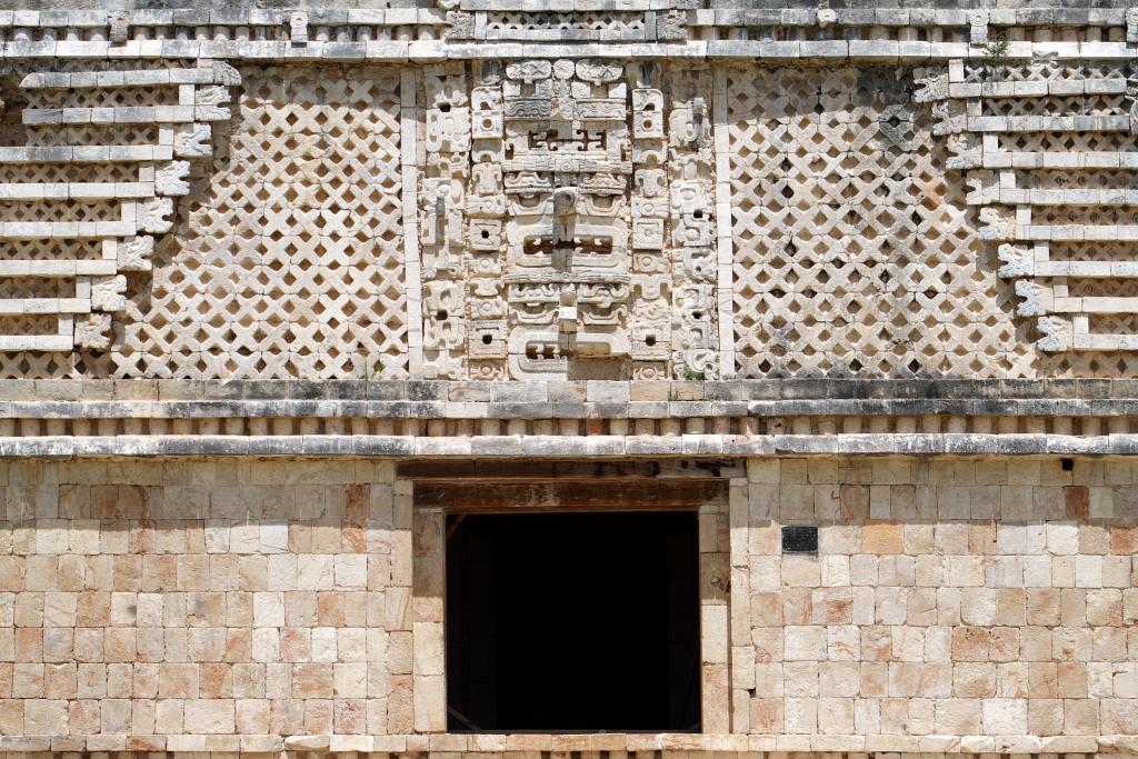 Uxmal, Chacmool [Mexique]