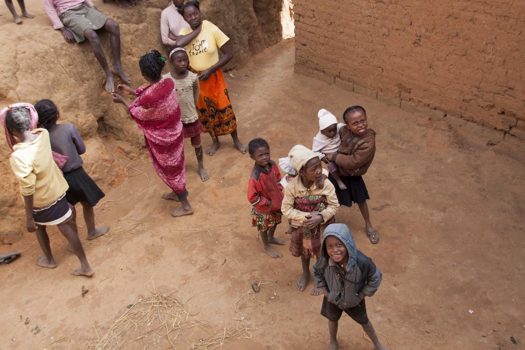 Villages en amont de la réserve d'Anja [Madagascar] - 2017