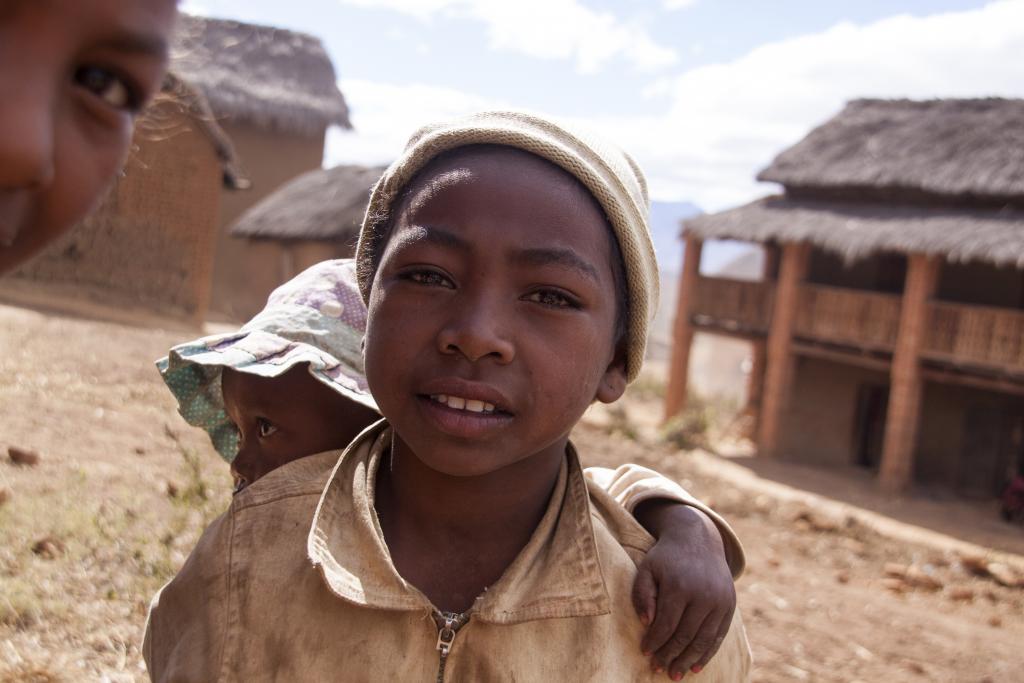 Villages en amont de la réserve d'Anja [Madagascar] - 2017