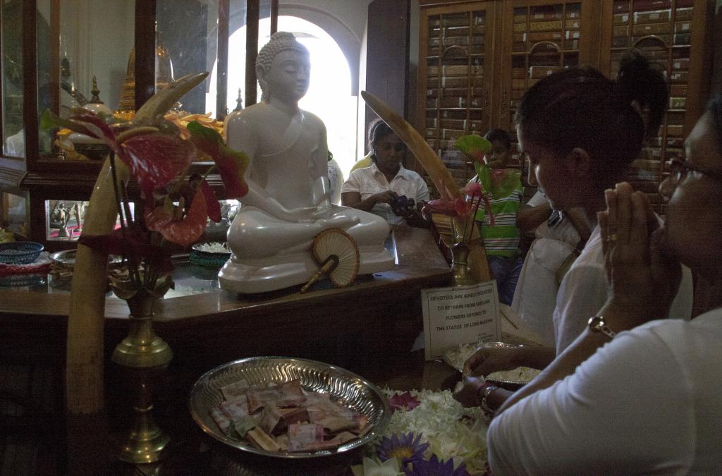 Kandy, Temple de la dent [Sri Lanka] - 2016