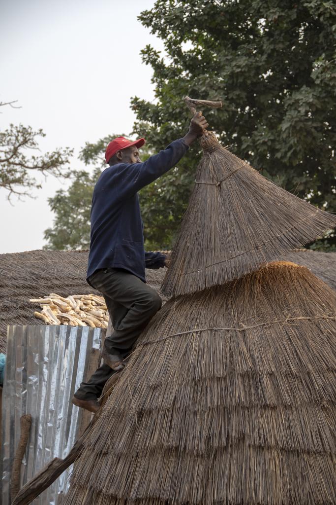 Accès au grenier d'une tata somba [Bénin] - 2018