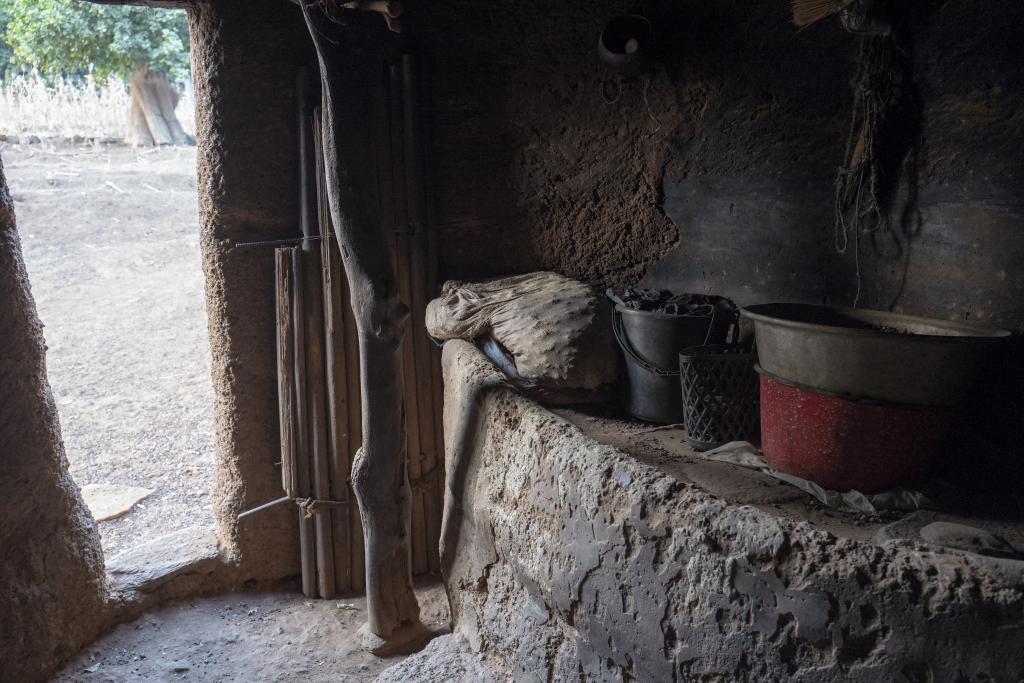 Intérieur d'une tata somba [Bénin] - 2018 